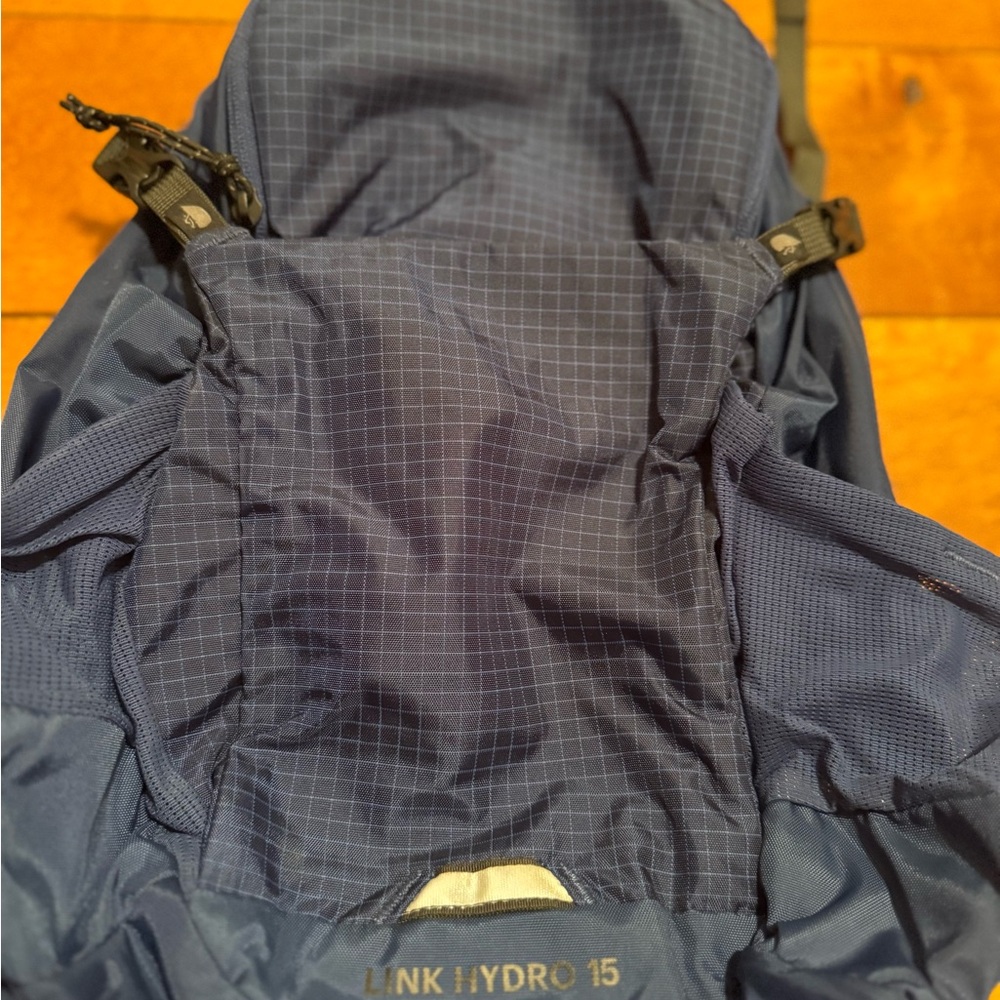 REI Navy Blue Men's Backpack - Picture 3 of 3